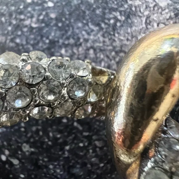 Vintage Chunky Gold Tone Designer Lookalike Necklace - Picture 5 of 11